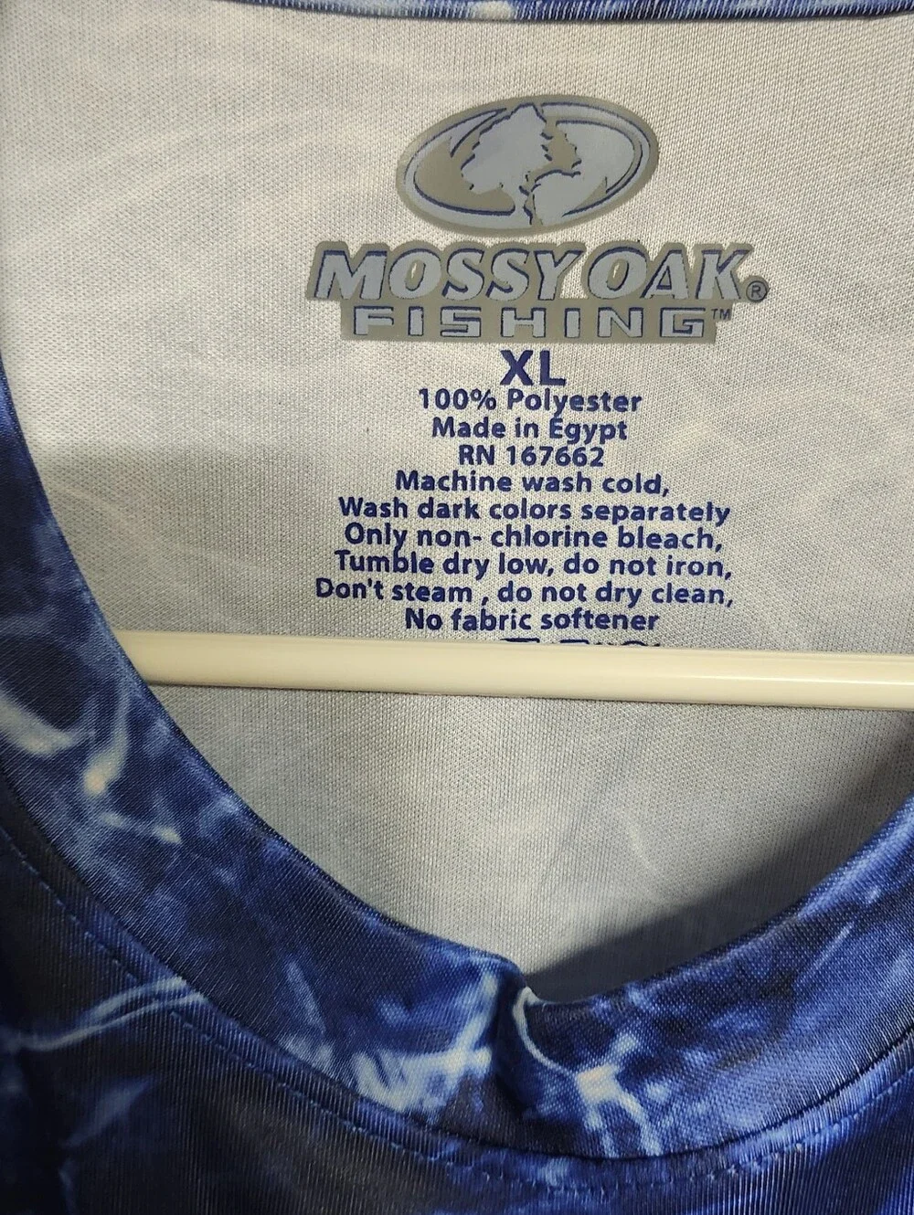 Mossy Oak Men’s Blue Water-Print Long Sleeve Swim Rash Guard